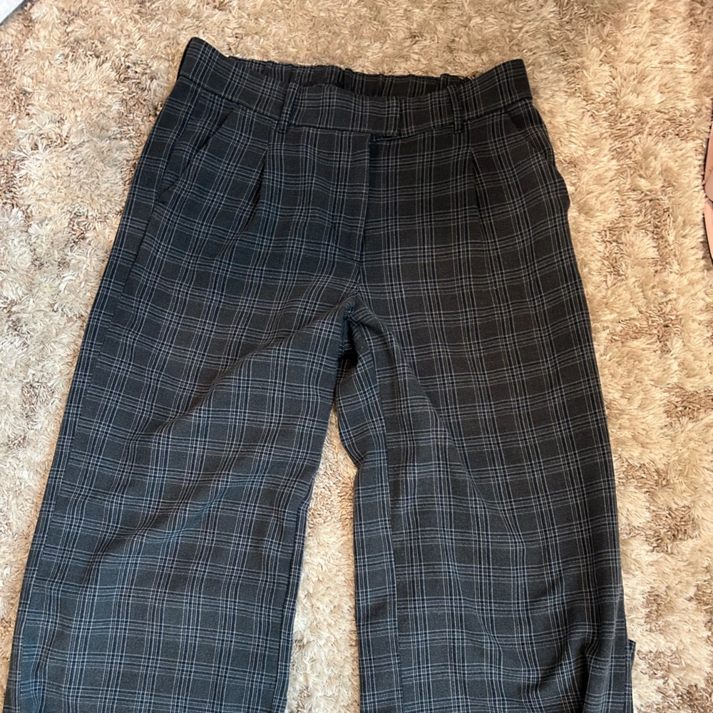 American Eagle Outfitters Gray Plaid Trousers